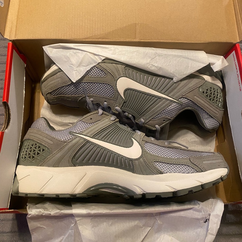 Nike Light Gray and White Running Shoes